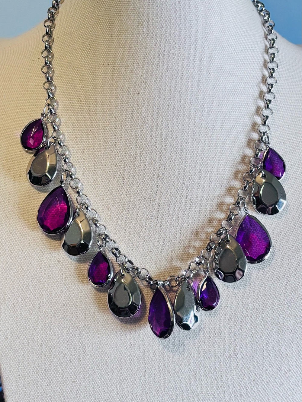 Purple‎ Teardrop Statement Necklace
